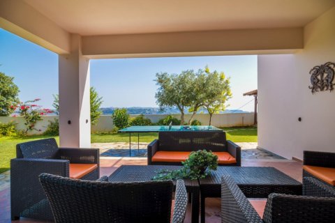 3 bedrooms Villa in Chania, Greece No. 50137 12