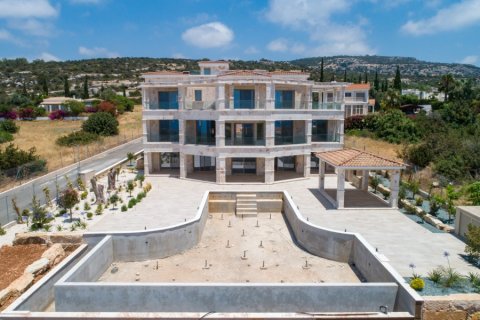 7 bedrooms Villa in Paphos, Cyprus No. 38074 2