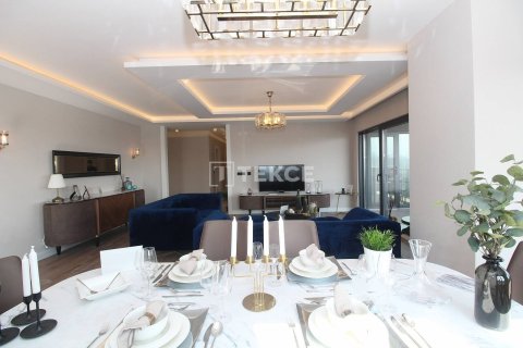 5+1 Apartment in Bursa, Turkey No. 16496 11