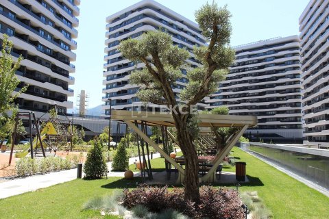 5+1 Apartment in Bursa, Turkey No. 16496 26