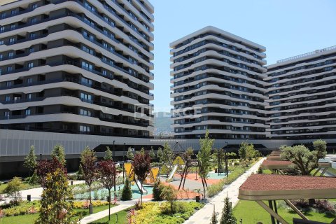 5+1 Apartment in Bursa, Turkey No. 16496 28