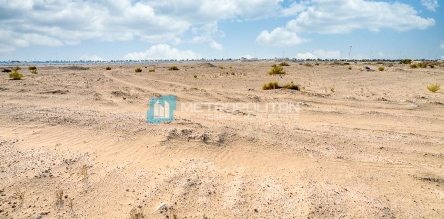 2214m² Land en Al Shamkha, UAE No. 5303