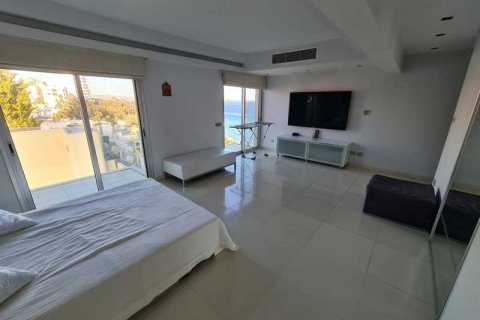 2 dormitorios Apartment en Agios Tychonas, Cyprus No. 65863 4