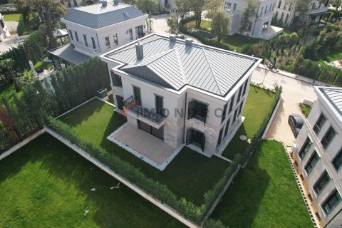 6+1 Villa à Cekmekoy, Turkey No. 21813 4