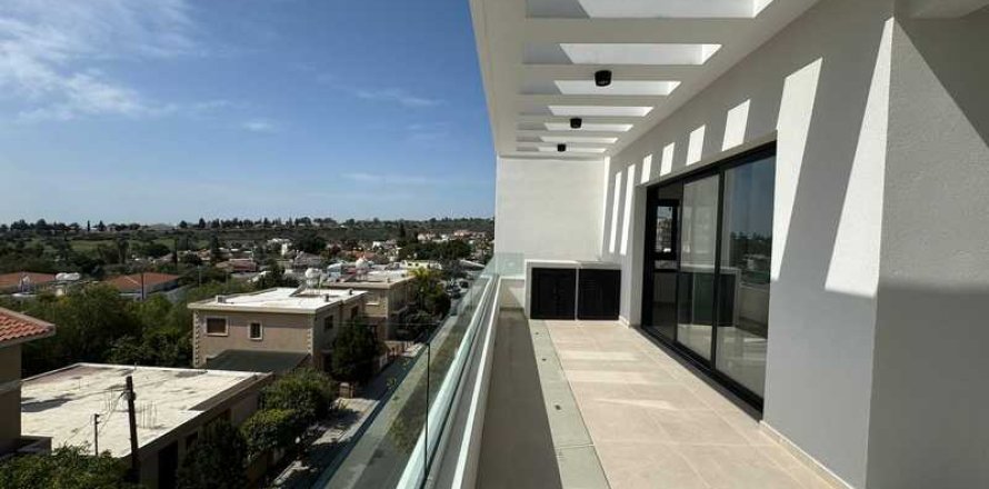 2 bedrooms Penthouse in Limassol, Cyprus No. 44954