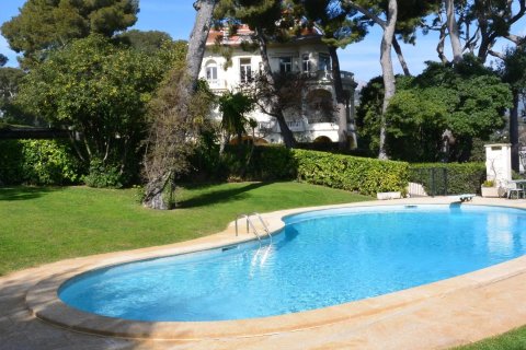 Studio Apartment in Roquebrune-Cap-Martin, France No. 68127 1