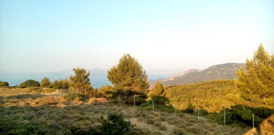 7300m² Land en Kalamos, Greece No. 59535