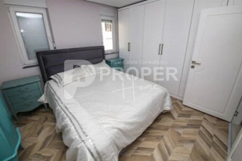 6 rooms Appartement à Muratpasa, Turkey No. 22275 17