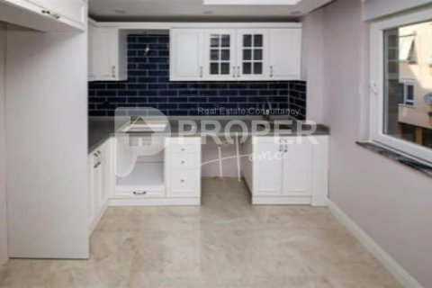 6 rooms Appartement à Muratpasa, Turkey No. 22275 9