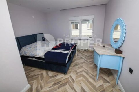 6 rooms Appartement à Muratpasa, Turkey No. 22275 30