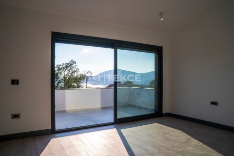 4+1 Villa in Fethiye, Turkey No. 14334 9