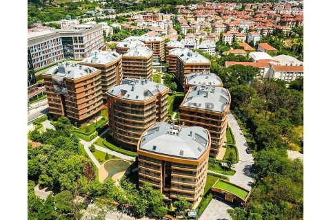 5+1 Apartment in Üsküdar, Turkey No. 18018 5