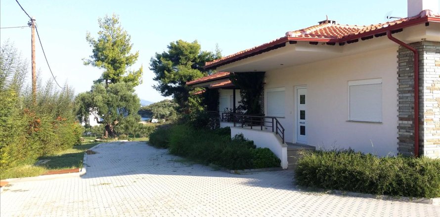 2 bedrooms House in Chalkidiki, Greece No. 57100