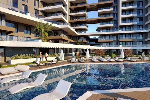 3+1 Apartment in Izmir, Turkey No. 17666 3