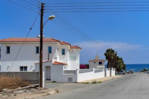 4 chambres House à Paralimni, Cyprus No. 30426 2