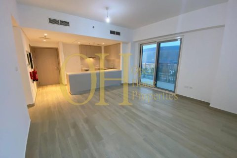 3 bedrooms Apartment on the Yas Island, UAE No. 8441 11