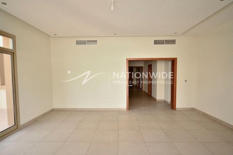 Вилла с 5 спальнями в Абу-Даби, ОАЭ №92847 3