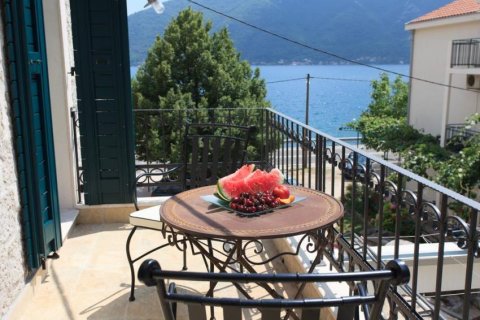 3 bedrooms Apartment in Kotor, Montenegro No. 66862 3