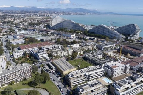 2 dormitorios Apartment en Villeneuve-Loubet, France No. 72466 6