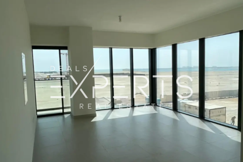 3 bedrooms Apartment on the Saadiyat Island, UAE No. 23512 4