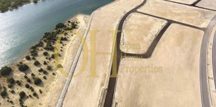 1167.9m² Land on the Yas Island, UAE No. 8684