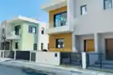 2 bedrooms House in Germasogeia, Cyprus No. 73059 19