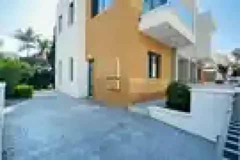 2 bedrooms House in Germasogeia, Cyprus No. 73059 23