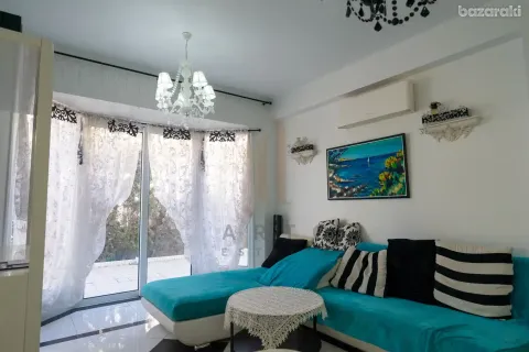 4 bedrooms Villa in Pyrgos, Cyprus No. 52623 7