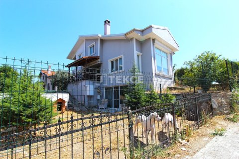 4+1 Villa à Mudanya, Turkey No. 22222 28