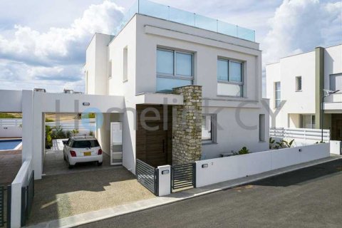 4 bedrooms House in Protaras, Cyprus No. 28631 2