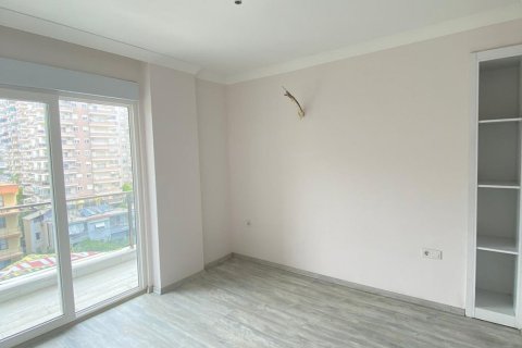 2+1 Apartment in Mahmutlar, Turkey No. 14549 16