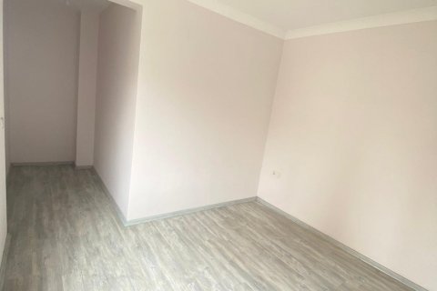 2+1 Apartment in Mahmutlar, Turkey No. 14549 14