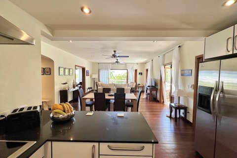 3 bedrooms Villa in Freetown, Antigua and Barbuda No. 61372 10