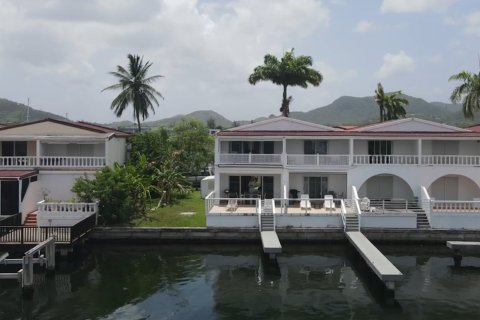 2 dormitorios Villa en Jolly Harbour, Antigua and Barbuda No. 61371 19