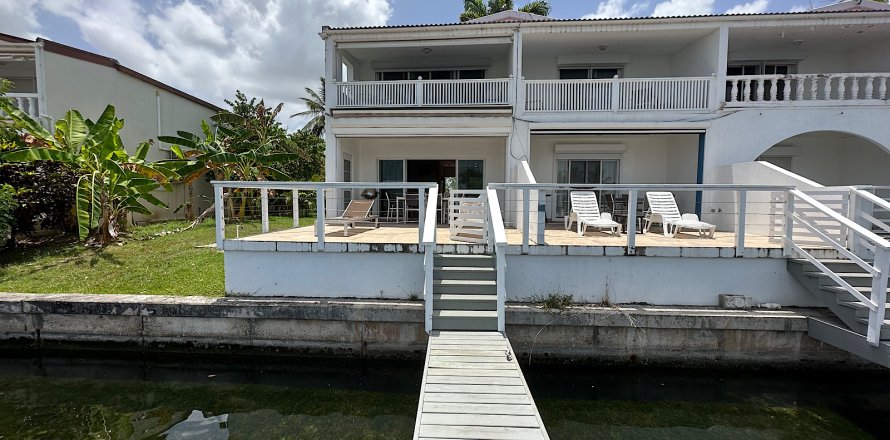 2 bedrooms Villa in Jolly Harbour, Antigua and Barbuda No. 61371