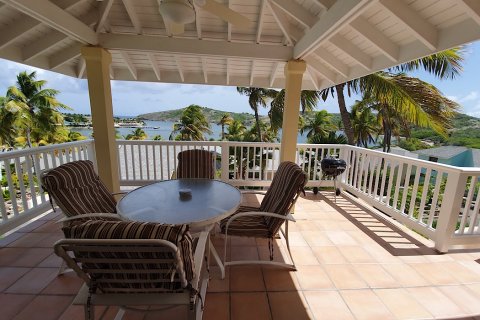 2 bedrooms Villa in Piccadilly, Antigua and Barbuda No. 61370 1