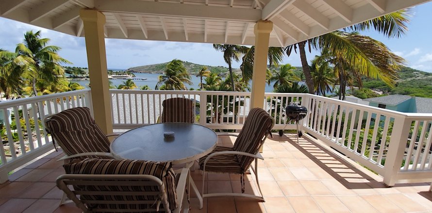 2 bedrooms Villa in Piccadilly, Antigua and Barbuda No. 61370