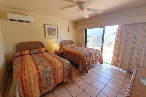 2 bedrooms Villa in Piccadilly, Antigua and Barbuda No. 61370 10