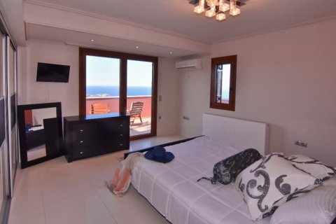 6 bedrooms Villa in Heraklion, Greece No. 51415 3