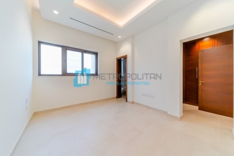 5 bedrooms Villa in District One, UAE No. 3527 9