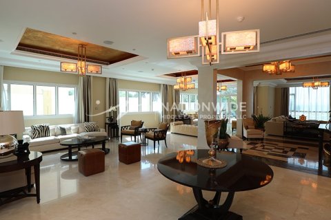 5 bedrooms Villa in Marina Village, UAE No. 3905 16