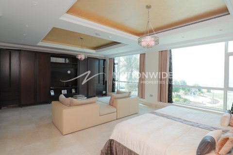 5 bedrooms Villa in Marina Village, UAE No. 3905 13