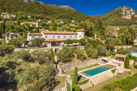 6 bedrooms Villa in Vence, France No. 67240 2