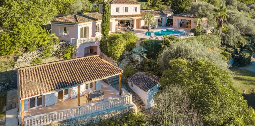 6 bedrooms Villa in Mougins, France No. 67231