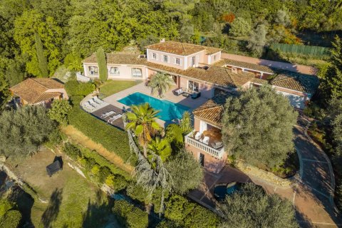 6 bedrooms Villa in Mougins, France No. 67231 4