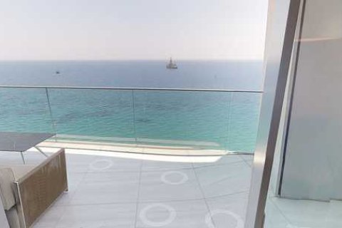 2 bedrooms Apartment in Limassol, Cyprus No. 69287 5