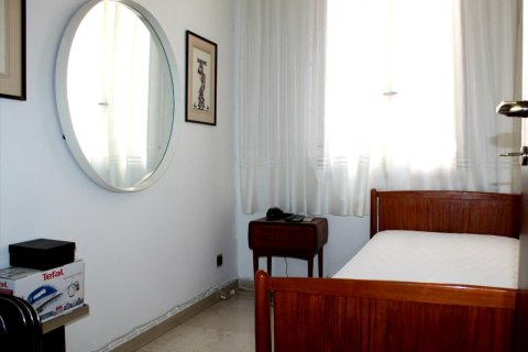 4 bedrooms Apartment in Athens, Greece No. 58752 12