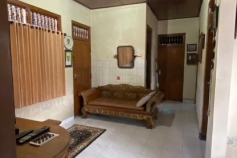 4 bedrooms House in Denpasar, Indonesia No. 22851 6