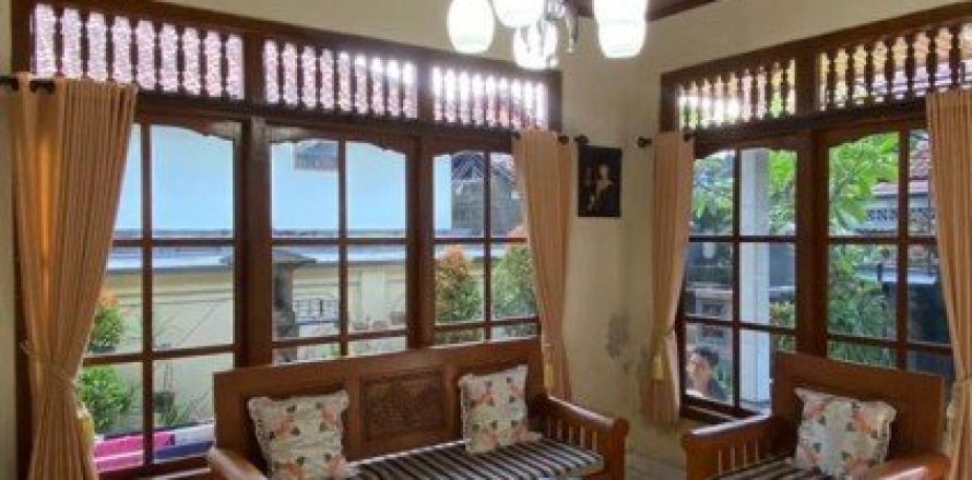 4 bedrooms House in Denpasar, Indonesia No. 22851