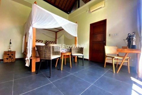 2 bedrooms Villa in Kerobokan, Indonesia No. 22738 11